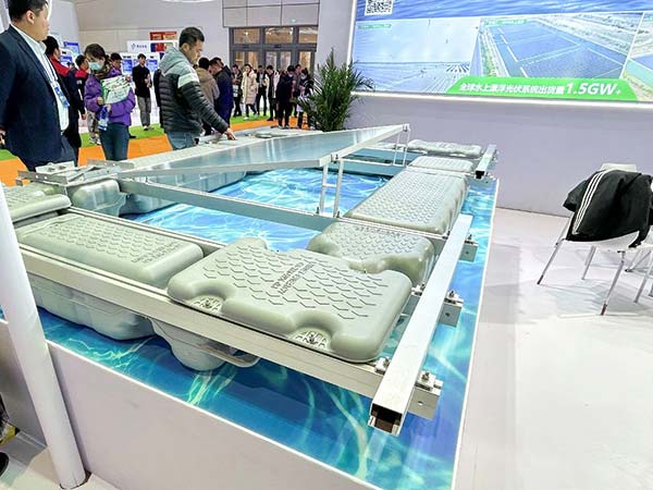 leyu.com济南展水上光伏系统